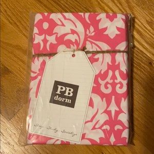 PBTeen pair of damask pillow cases